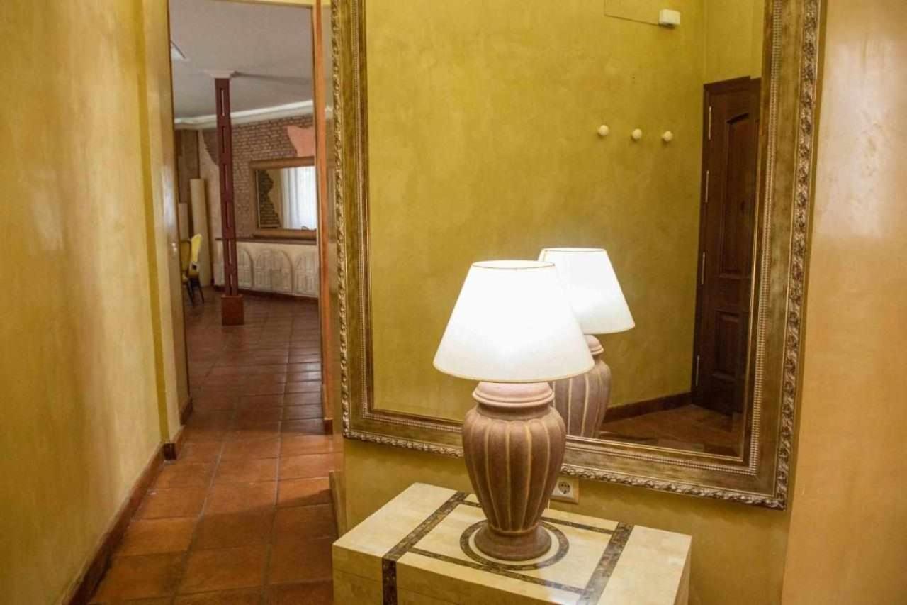סביליה Monkeys Apartments Adriano & Terrace מראה חיצוני תמונה