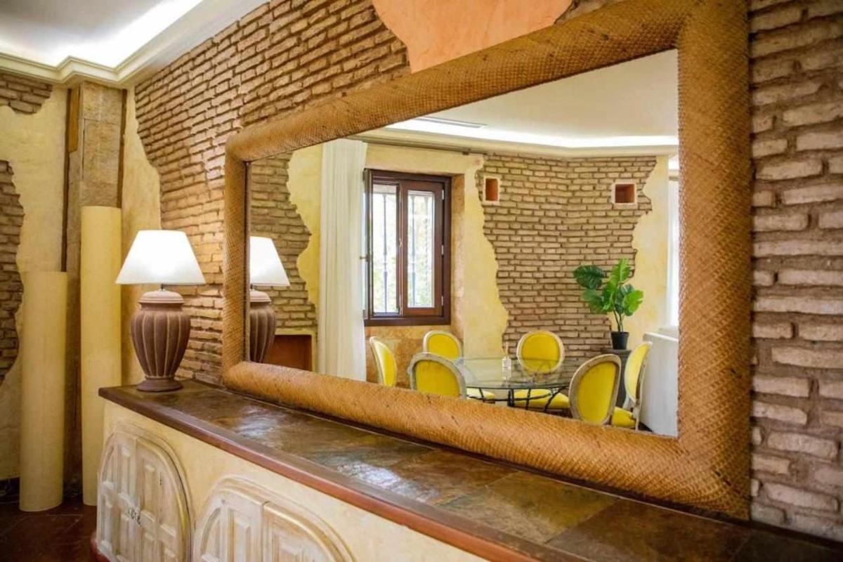 סביליה Monkeys Apartments Adriano & Terrace מראה חיצוני תמונה