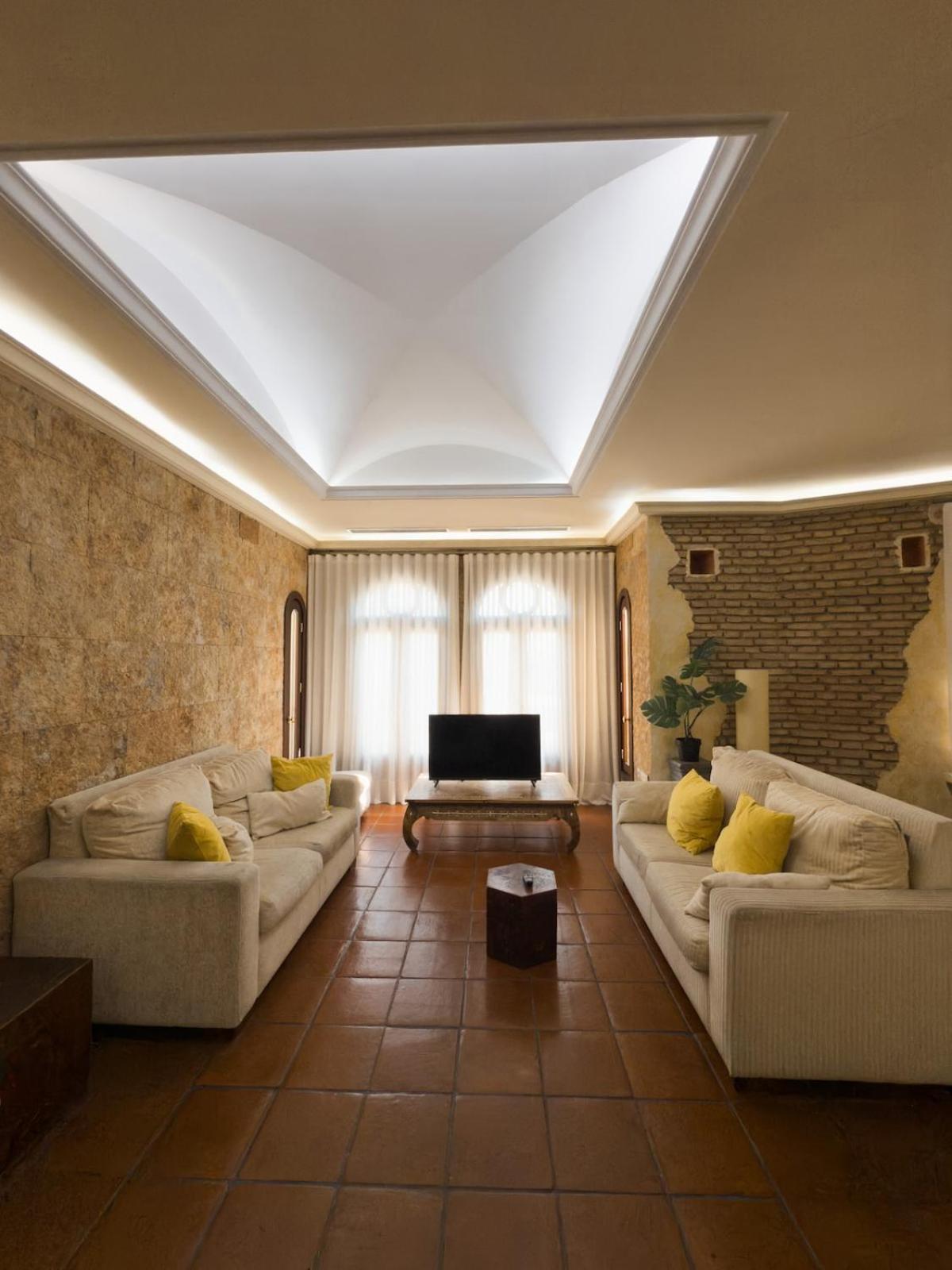 סביליה Monkeys Apartments Adriano & Terrace מראה חיצוני תמונה